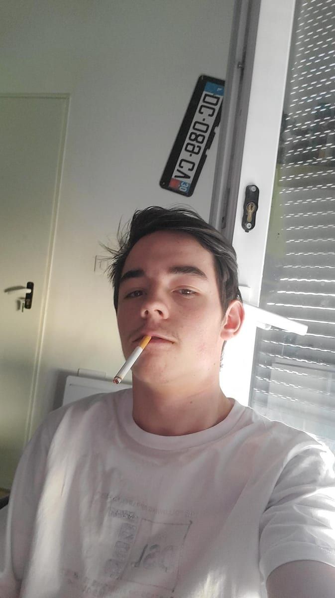 Profil de Sajed